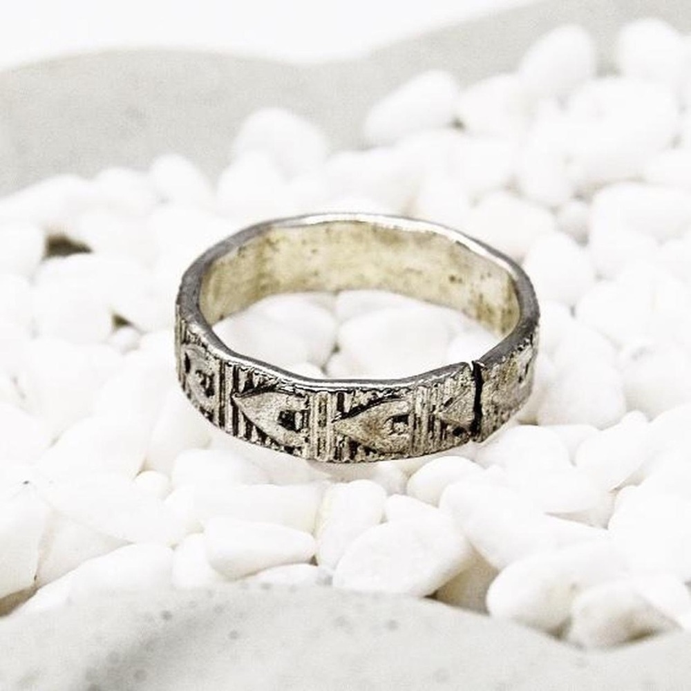 Heart Infinity Ring - Picture 4 of 4